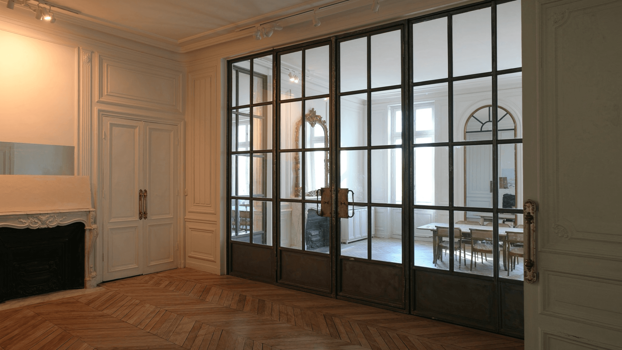 Verrière 9,2 m² maison bourgeoise XIXe abords église Saint-Martin-Saint-Laurent MH + château Orsay XVIIIe MH Contant d'Ivry