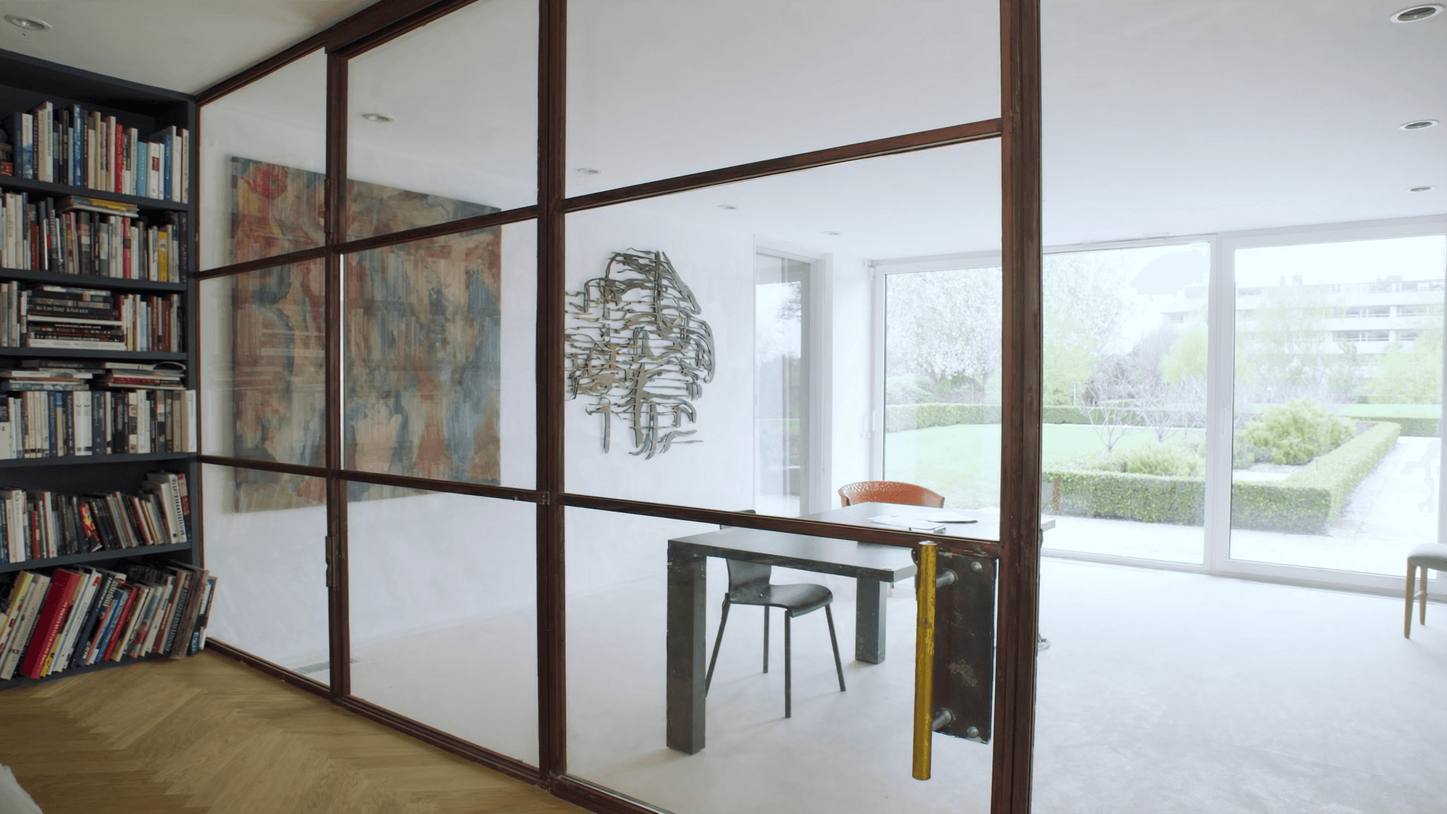 Verrière atelier résidence chercheur CEA Plateau de Saclay 91400 — profil acier S235JR T 40×40 mm patine bronze antique sur mesure par Yann + laiton fait main fonderie Bois-d'Arcy + verre clair feuilleté Saint-Gobain Diamant 8+8 mm — ABF Saint-Germain XIIe-XVIe accepté 1ère instruction