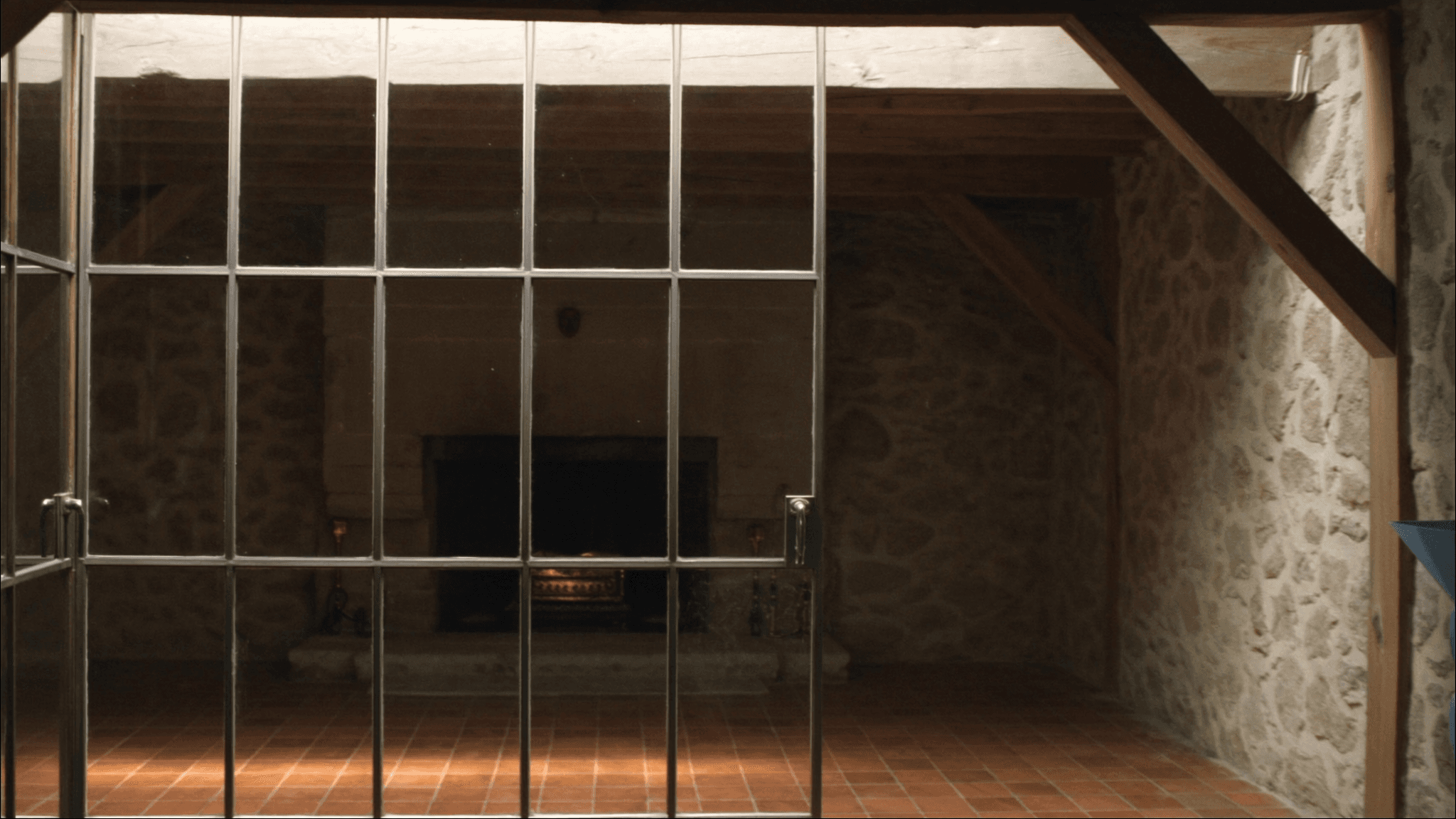 Verrière atelier longère Hurepoix Sermaise 91530 bord Renarde — profil acier S235JR T 40×40 mm patine bronze antique sur mesure Yann + laiton fait main fonderie Bois-d'Arcy + verre clair feuilleté Saint-Gobain Diamant 8+8 mm — périmètre église Saint-Martin MH XIIe-XVIe