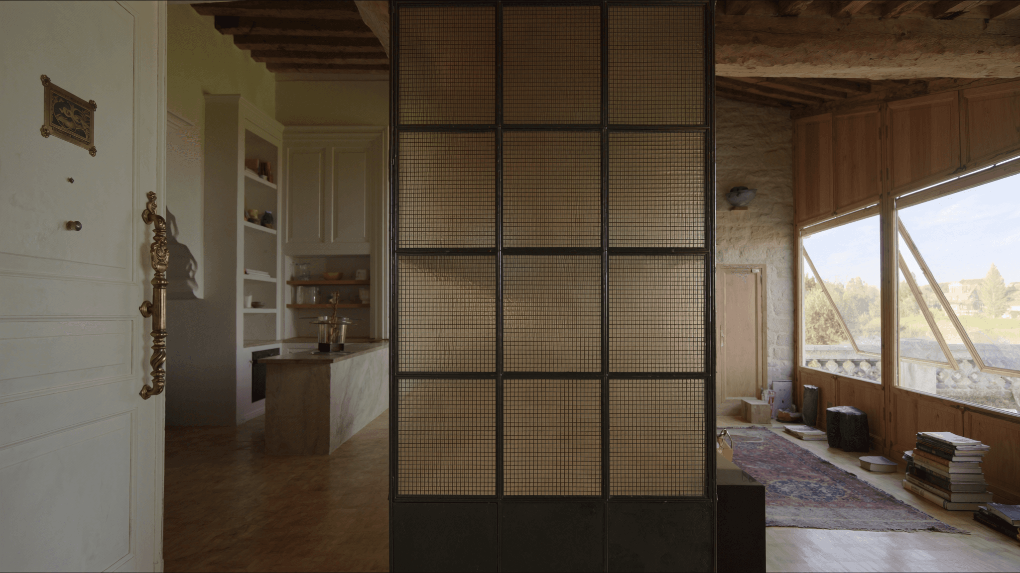 Verrière atelier demeure XVIIe Acquigny 27400 bord Iton — profil S235JR T 40×40 mm patine bronze antique Yann + Saint-Gobain Diamant 8+8 mm + laiton fait main fonderie Bois-d'Arcy — ABF château Renaissance accepté 1ère instruction