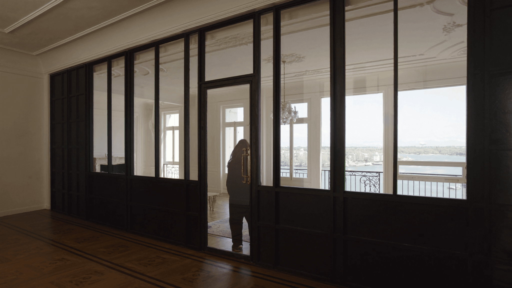 Verrière atelier acier RAL 9005 satiné — appartement Bourguignons Asnières-sur-Seine vue Seine