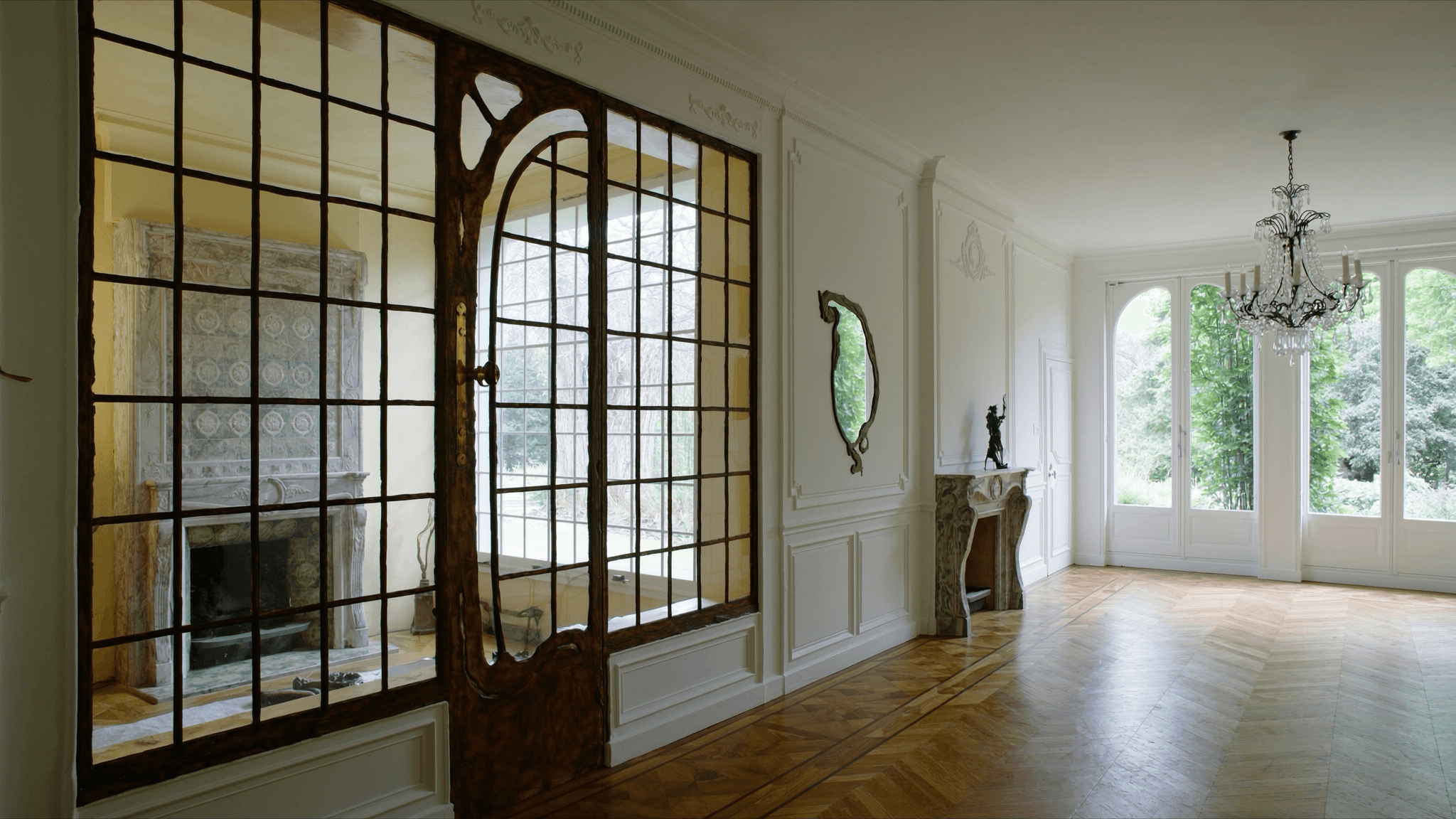 Verrière atelier Bagneux 92220 Centre — profil acier S235JR T 40 × 40 mm patine bronze antique sur mesure par Yann + vitrage Saint-Gobain Diamant 8+8 mm + laiton fait main fonderie Bois-d'Arcy 32 km — proximité église Saint-Hermeland XIIIe classée MH zone ABF