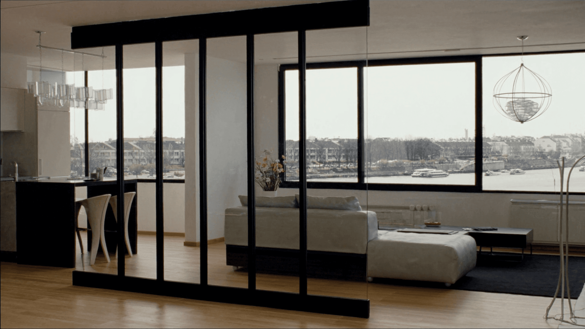 Verrière atelier acier RAL 9011 graphite — appartement neuf vue Seine Bords de Seine Issy-les-Moulineaux
