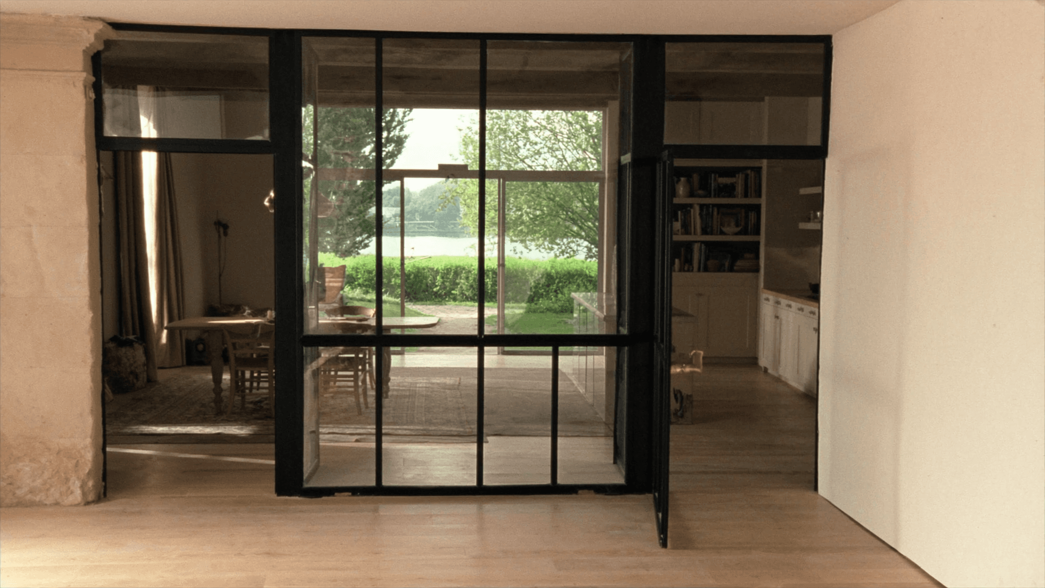 Verrière atelier sur mesure à Boissise-la-Bertrand