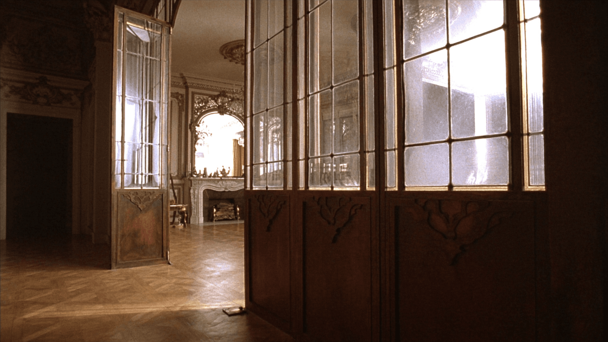 Verrière atelier pierre meulière Belle Époque Le Plessis-Bouchard 95130 cœur villageois — profil acier 40 mm patine bronze antique sur mesure + laiton fait main fonderie Bois-d'Arcy + verre clair feuilleté Saint-Gobain Diamant 8+8 mm — ABF église Saint-Nicolas XIIIe accepté 1ère instruction